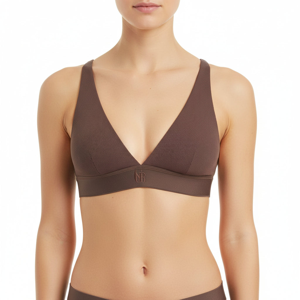 Woman wearing a reference photo and rib boxer 